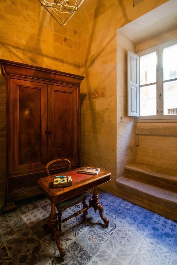 Palazzino Birgu Host Family Bed And Breakfast Exterior foto