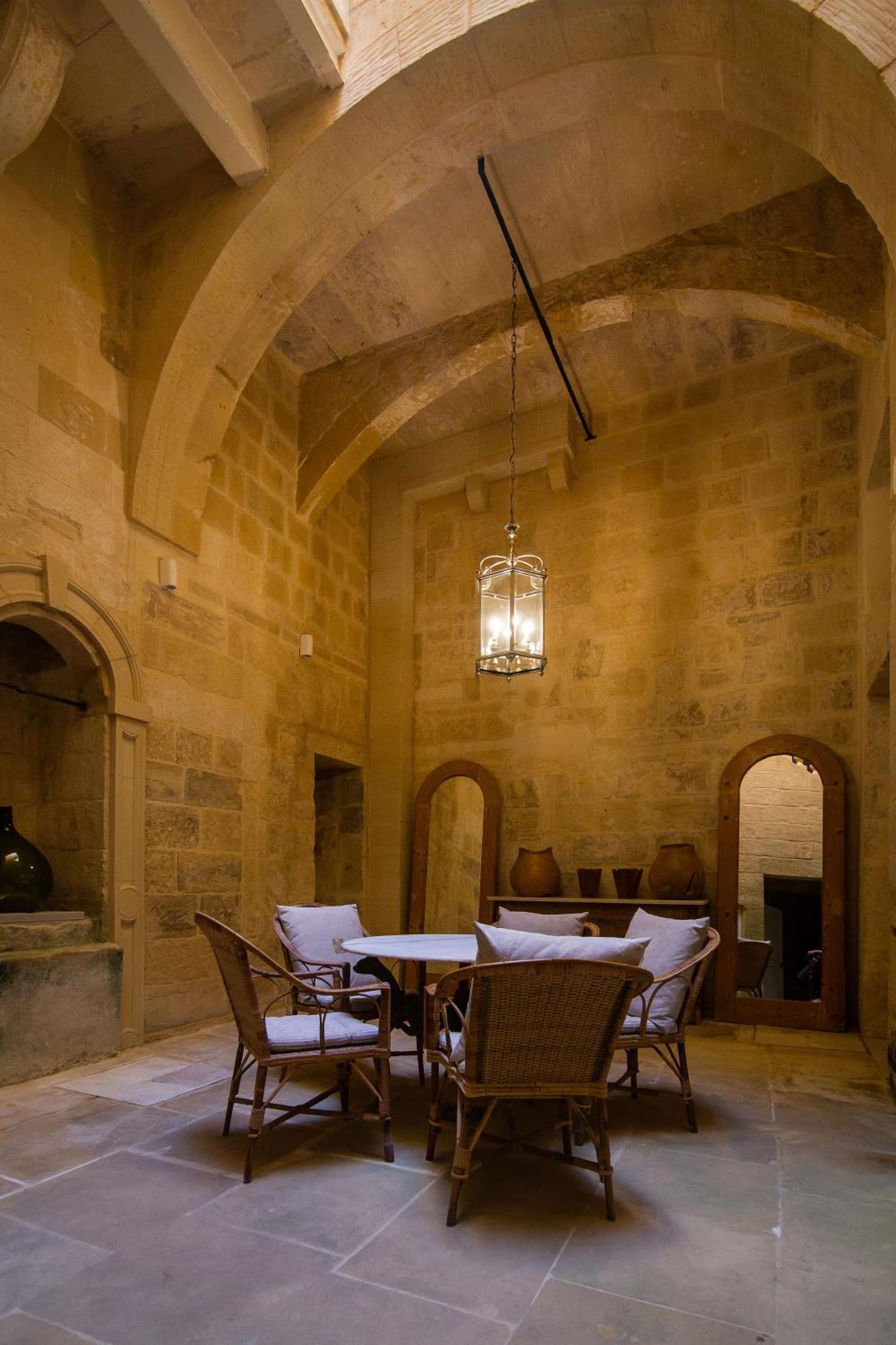 Palazzino Birgu Host Family Bed And Breakfast Exterior foto