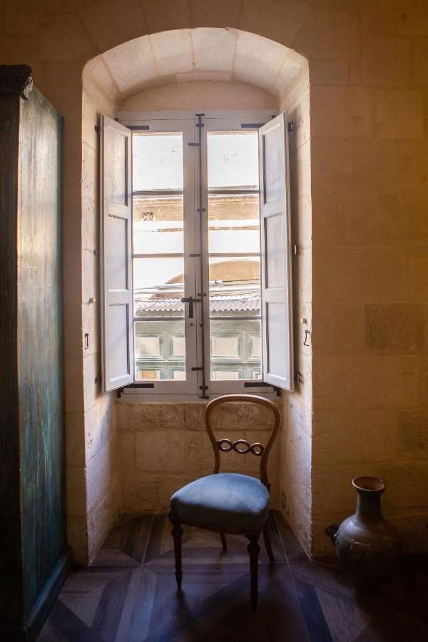 Palazzino Birgu Host Family Bed And Breakfast Exterior foto