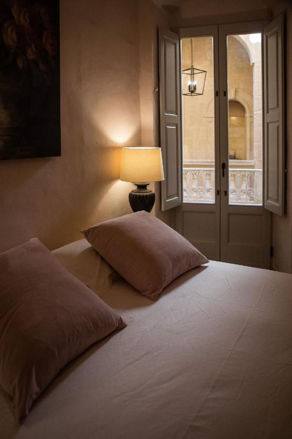 Palazzino Birgu Host Family Bed And Breakfast Exterior foto